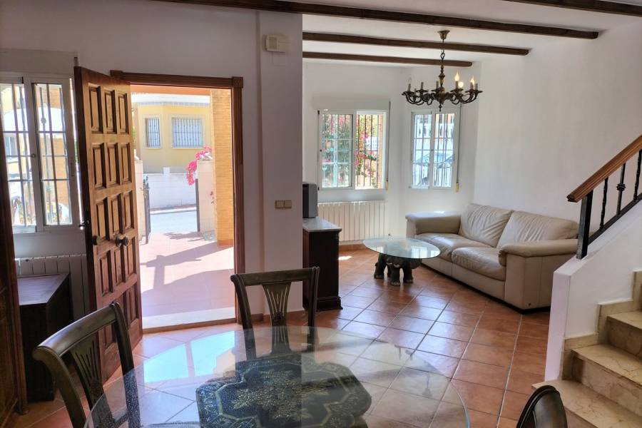 Resale - Detached - Lo Crispin
