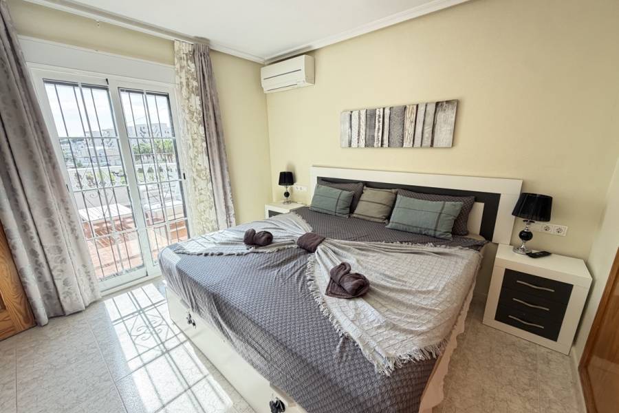 Resale - Detached - Orihuela Costa - Villamartin