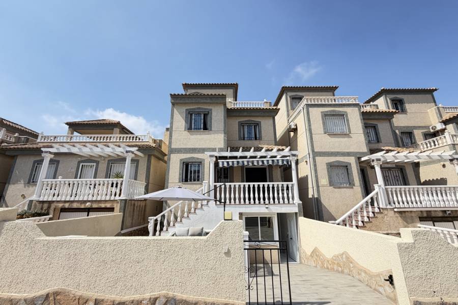 Resale - Detached - Orihuela Costa - Villamartin