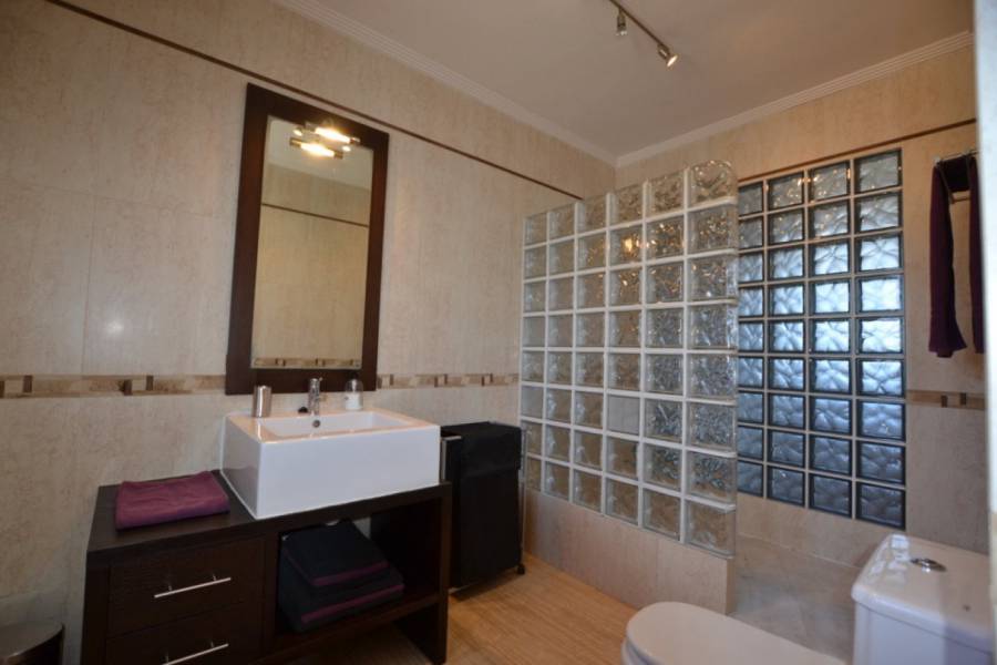 Resale - Detached - Cabo Roig