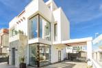 Nueva construcción  - Chalet - Los Montesinos - La Herrada