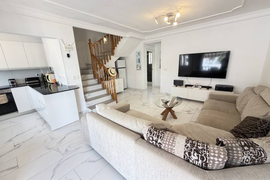 Resale - Detached - Orihuela Costa - Villamartin