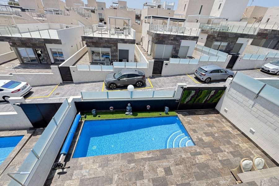 Reventa - Chalet - Orihuela Costa - Villamartin