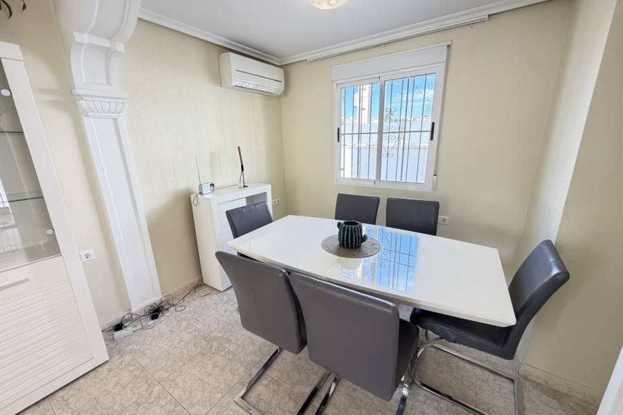 Resale - Detached - Orihuela Costa - Villamartin