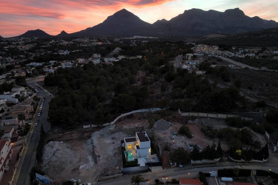 Nueva construcción  - Chalet - Alfaz del Pi - Escandinavia