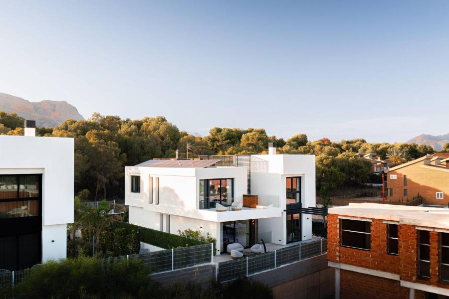 Nueva construcción  - Chalet - La Nucía - Coblanca