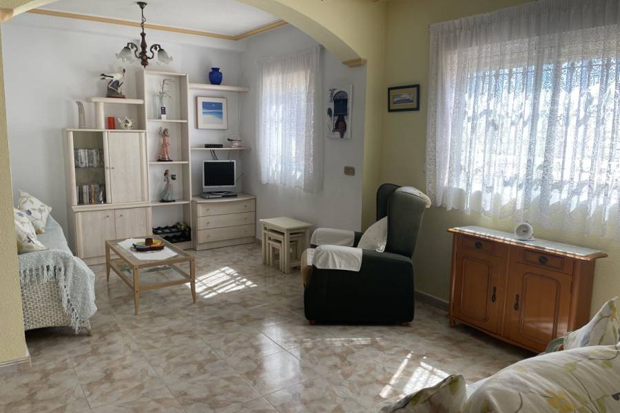 Resale - Detached - Orihuela Costa - Playa Flamenca