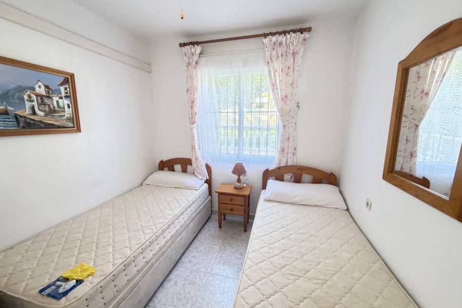 Resale - Apartment - Orihuela Costa - Villamartin