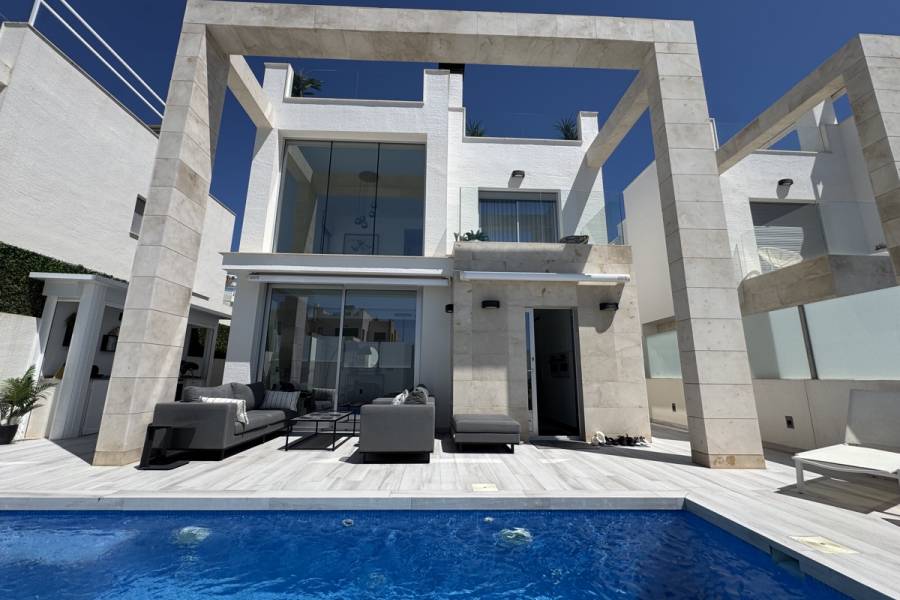 Resale - Detached - Lomas de Cabo Roig