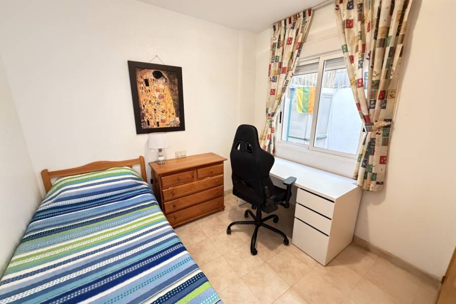 Reventa - Apartamento - Orihuela Costa - La Zenia