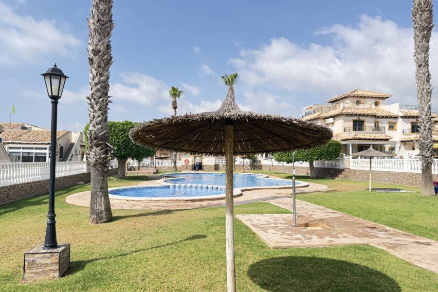 Bestaande bouw - Appartement - Orihuela Costa - La Zenia