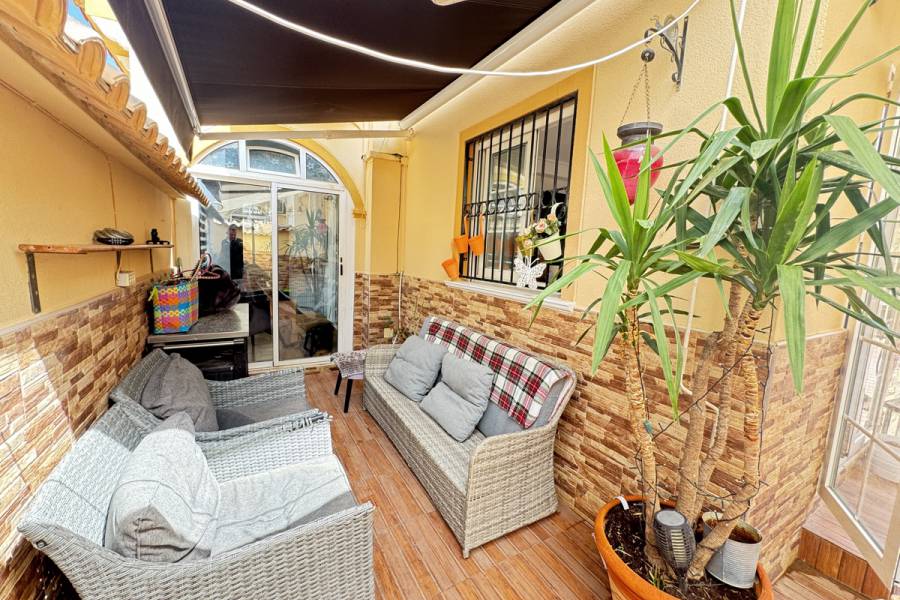 Resale - Townhouse - Orihuela Costa - Playa Flamenca