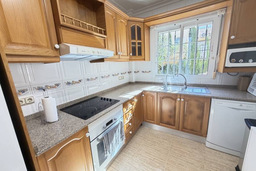 Reventa - Chalet - Orihuela Costa - Villamartin