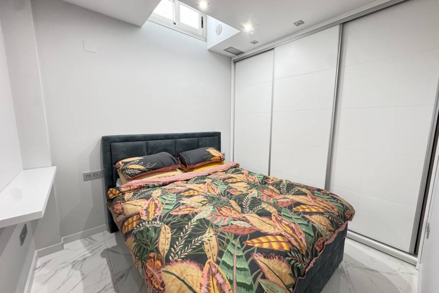 Reventa - Chalet - Orihuela Costa - Villamartin