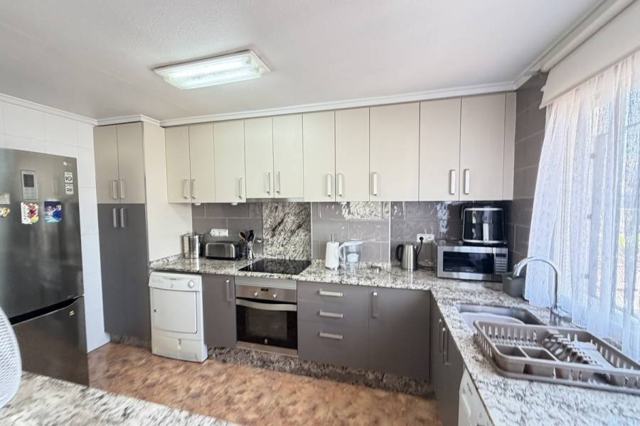 Resale - Quad - Orihuela Costa - La Zenia