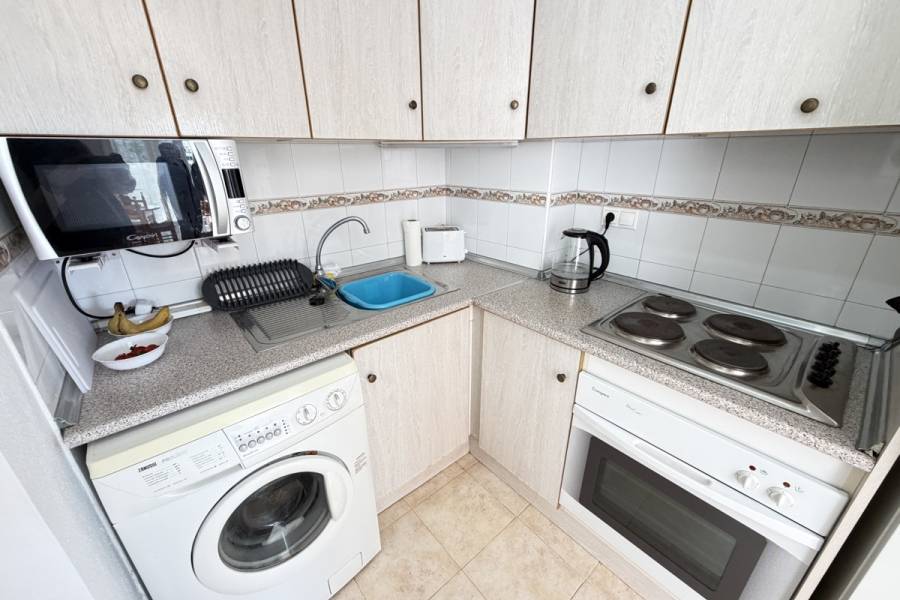 Resale - Apartment - Orihuela Costa - La Zenia