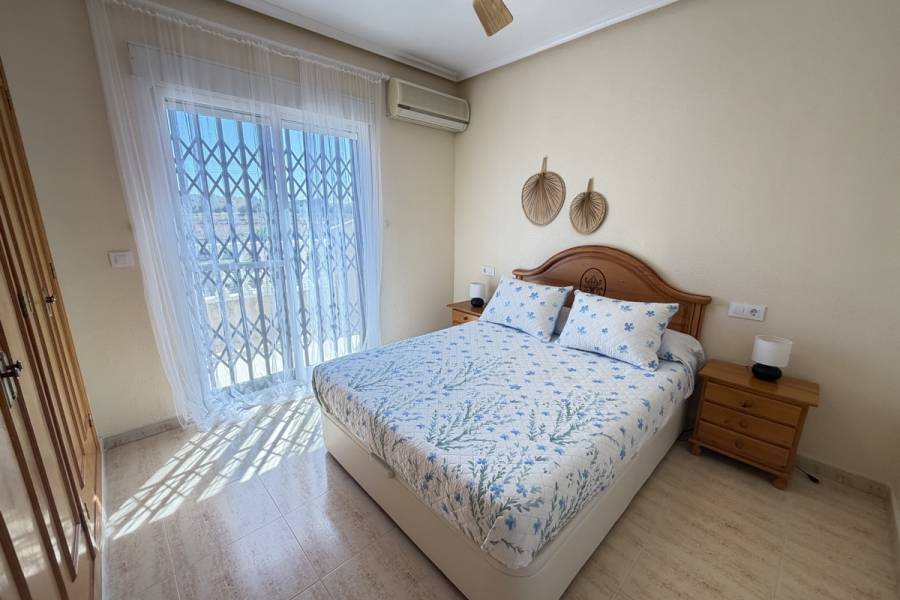 Resale - Townhouse - Orihuela Costa - Playa Flamenca