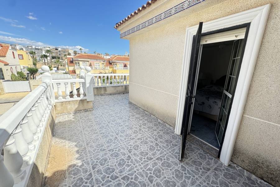 Resale - Detached - Orihuela Costa - Villamartin