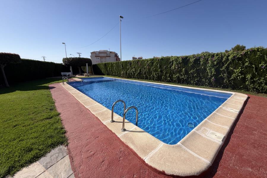 Resale - Townhouse - Orihuela Costa - Playa Flamenca