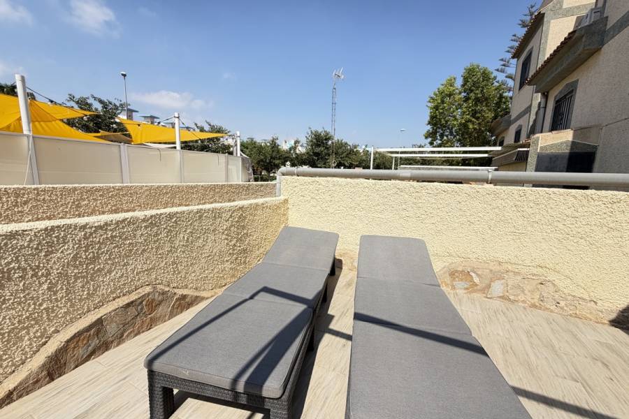 Resale - Detached - Orihuela Costa - Villamartin