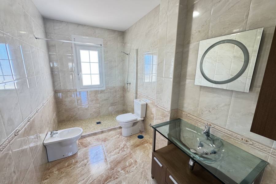 Bestaande bouw - Detached - Cabo Roig