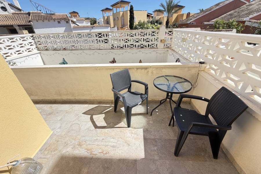 Resale - Apartment - Orihuela Costa - Villamartin