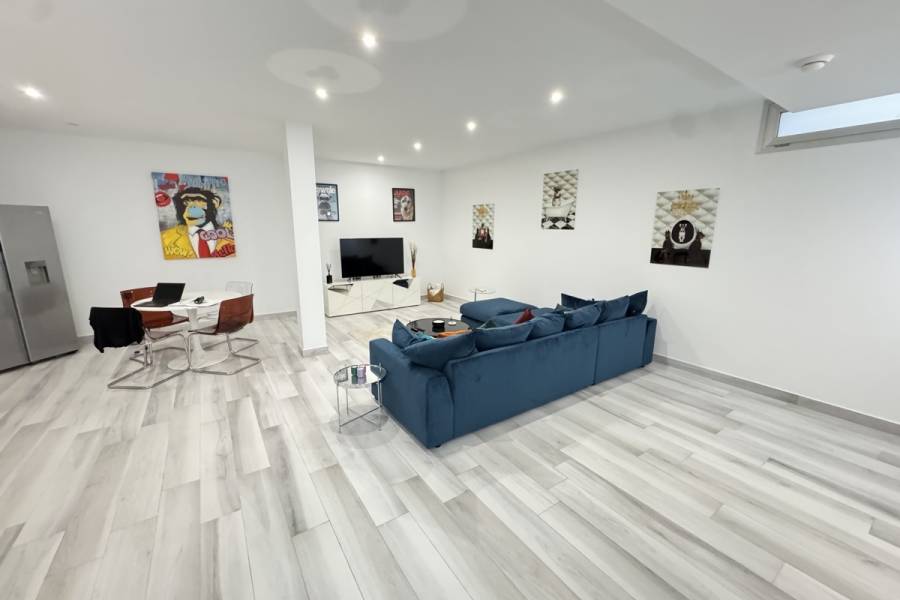 Resale - Detached - Lomas de Cabo Roig