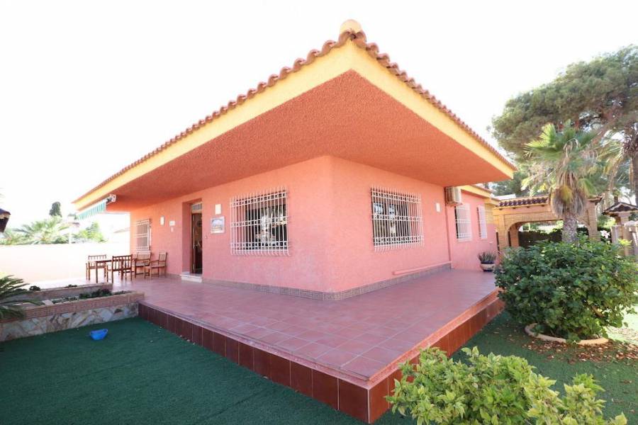 Resale - Detached - Cabo Roig - MUY CERCA DE LA PLAYA