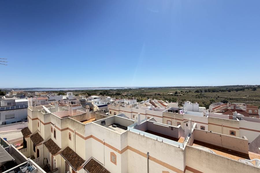 Reventa - Adosado - San Miguel de Salinas