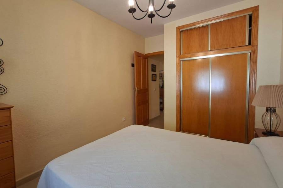 Reventa - Apartamento - Orihuela Costa - Campoamor