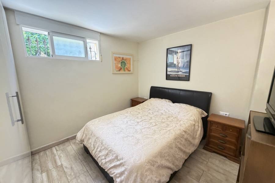 Reventa - Chalet - Orihuela Costa - Villamartin