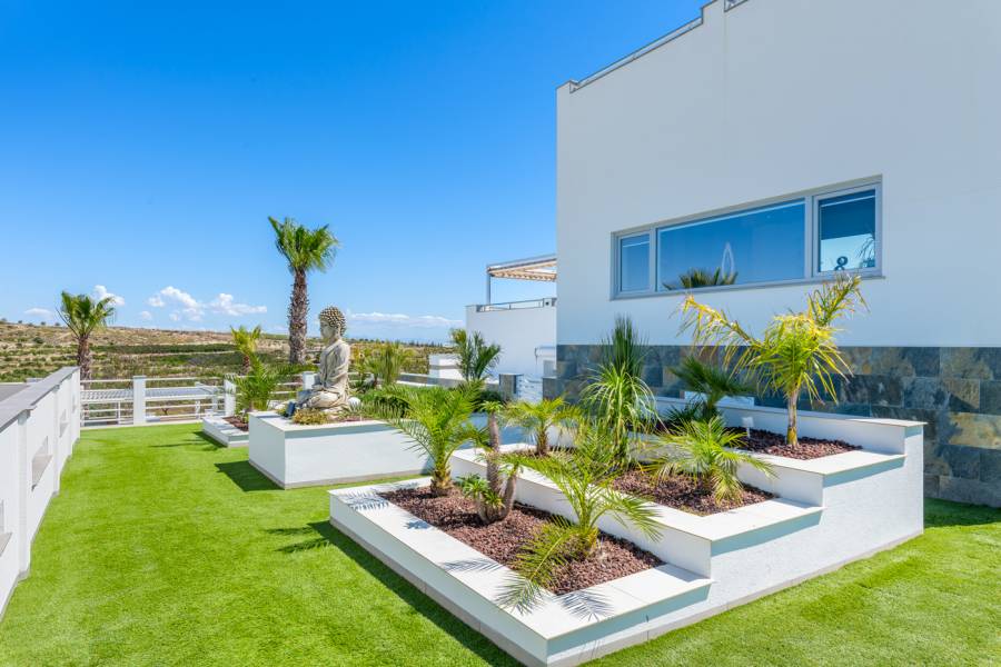 Resale - Detached - Torremendo