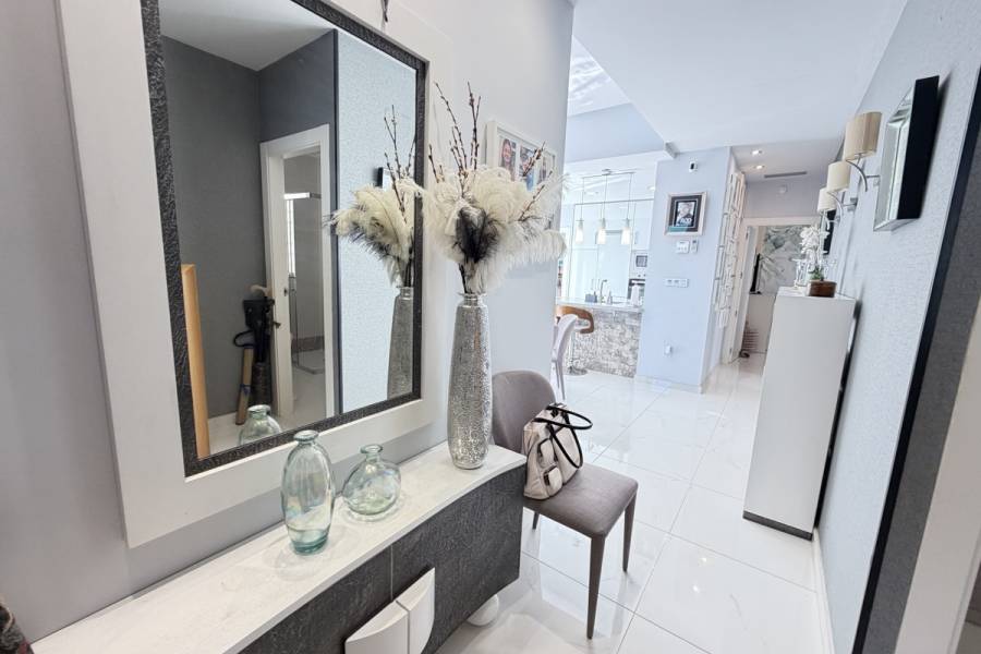 Bestaande bouw - Detached - Orihuela Costa - Villamartin