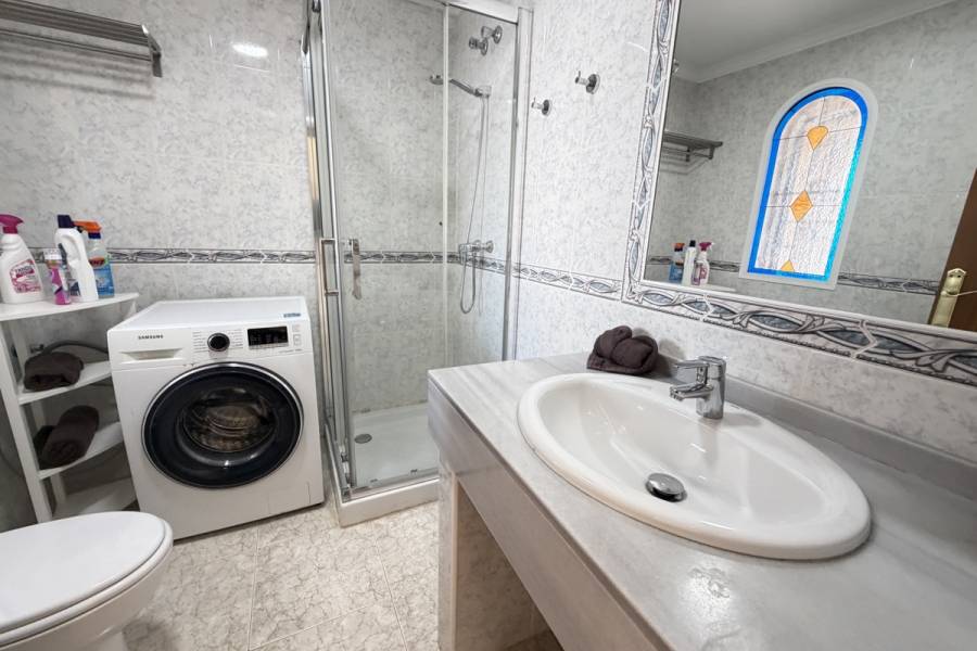 Resale - Detached - Orihuela Costa - Villamartin