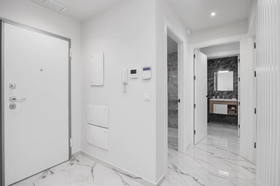 Nueva construcción  - Apartamento - San Miguel de Salinas - Pueblo