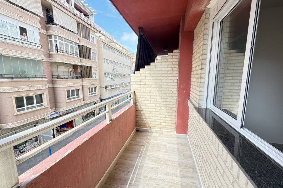 Resale - Apartment - Torrevieja