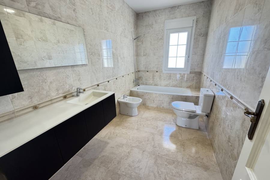 Bestaande bouw - Detached - Cabo Roig