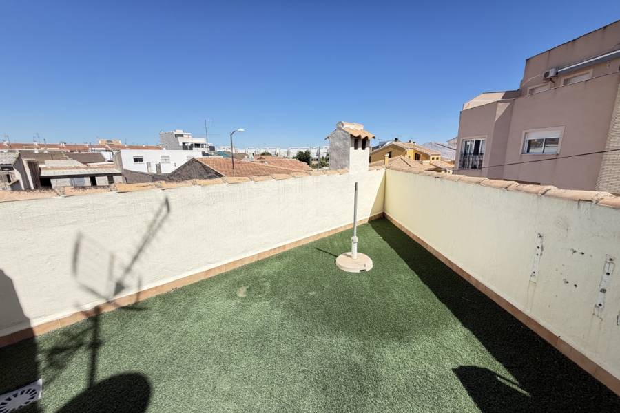 Resale - Townhouse - Pilar De La Horradada