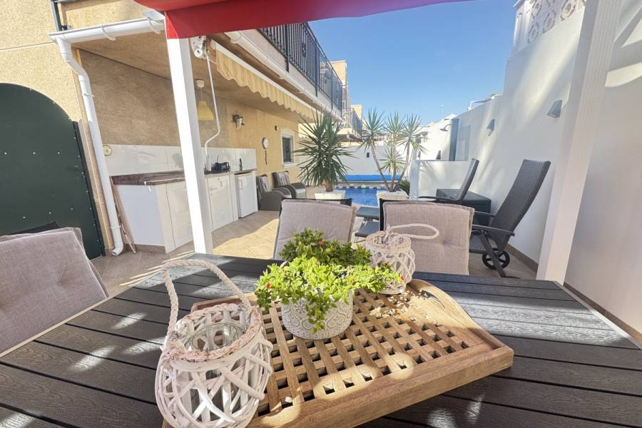 Reventa - Chalet - Orihuela Costa - Villamartin