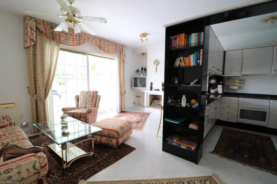 Resale - Apartment - Guardamar del Segura - El Moncayo