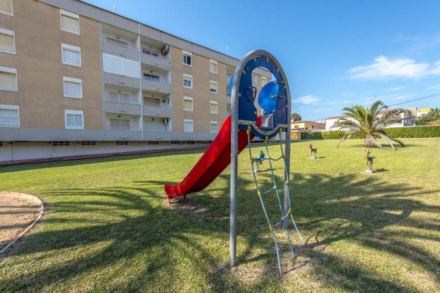 Resale - Apartment - Torrevieja - Punta Prima