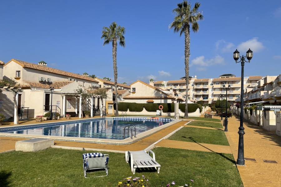 Reventa - Apartamento - Cabo Roig