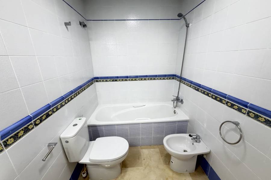 Resale - Apartment - Rioja