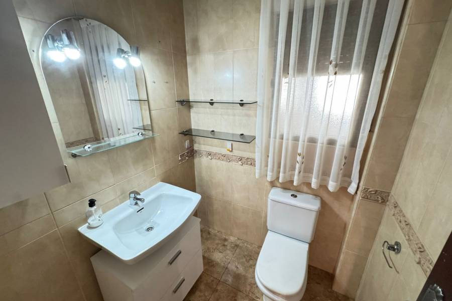 Bestaande bouw - Townhouse - San Miguel de Salinas