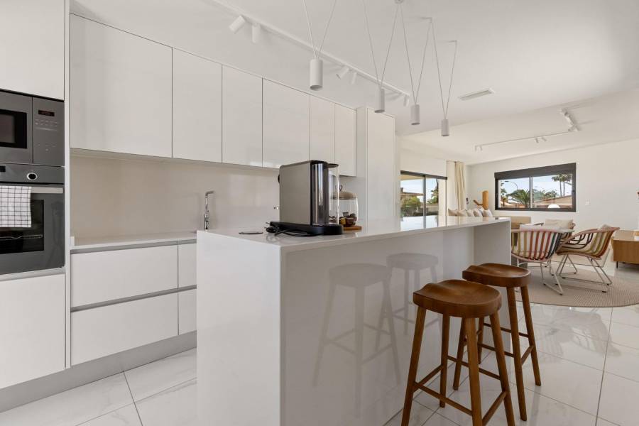 Reventa - Chalet - Torrevieja - La Veleta