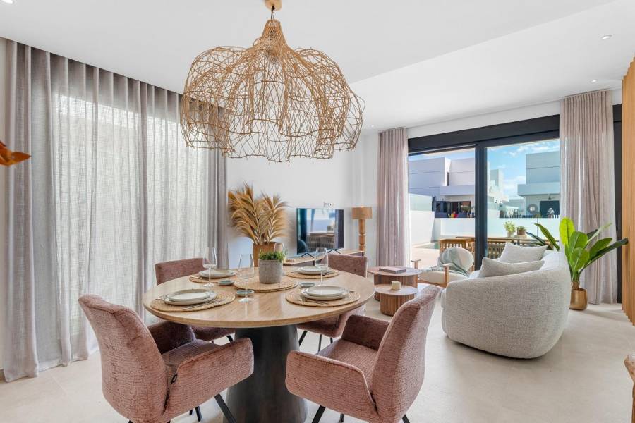 Nueva construcción  - Chalet - Los Dolores - Sector 3