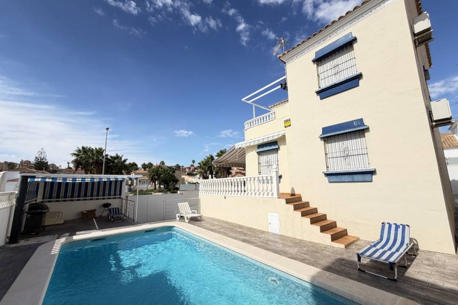 Resale - Detached - Orihuela Costa - Villamartin