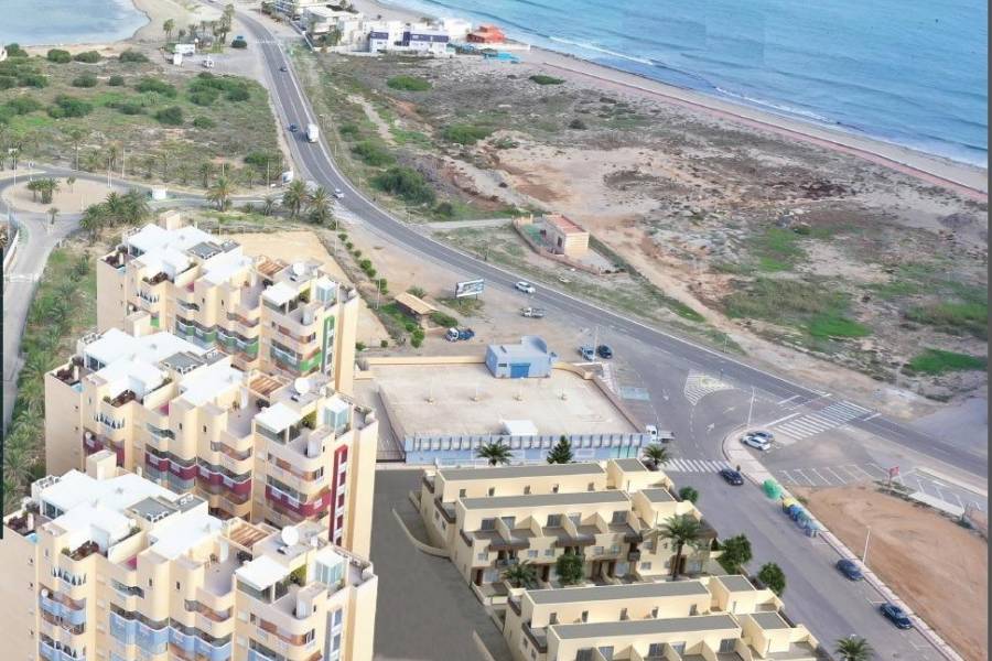 Nueva construcción  - Adosado - La Manga del Mar Menor