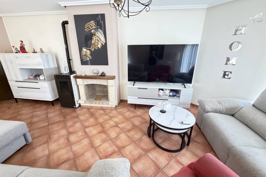 Resale - Townhouse - Pilar De La Horradada