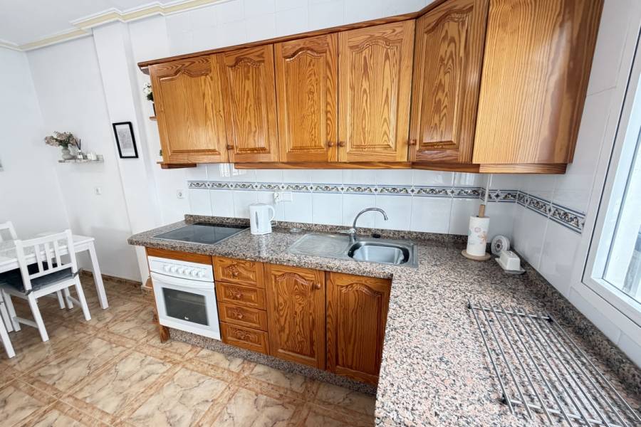 Resale - Apartment - Orihuela Costa - La Zenia